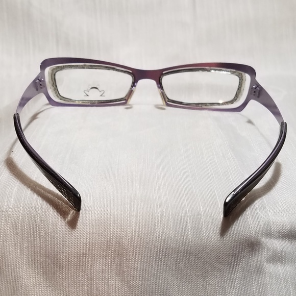 New Eye DC Boutique Eyeglasses - Picture 4 of 5